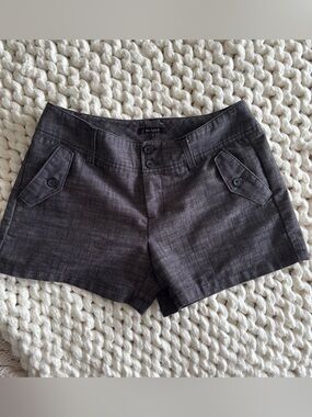 Daisy Fuentes Charcoal Gray Women's Dress Shorts